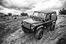 ICON_Land_Rover_D90_Reformer_angle_bw_thumb.jpg