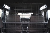 Land_Rover_NAS_110_ICON_Reformer_dog_cage_thumb.jpg