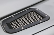Land_Rover_NAS_110_ICON_Reformer_vent_thumb.jpg