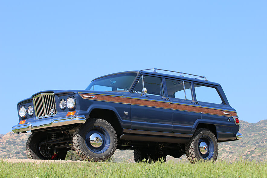 1965 Kaiser Jeep Wagoneer